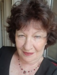  Esther  Kalnisky